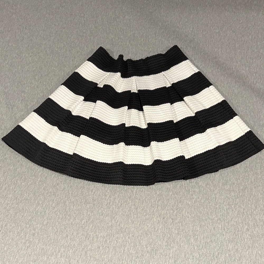 Gianni Bini Black and White Striped Circle Skirt